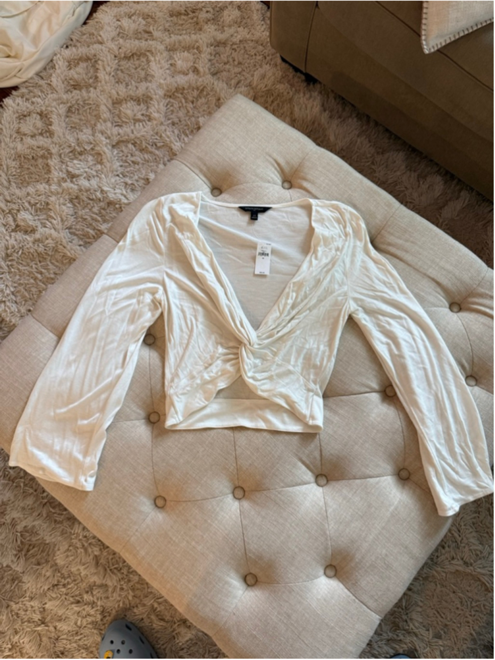 NWT Women's Banana Republic White Long Sleeve Twist Front Crop Top XS
